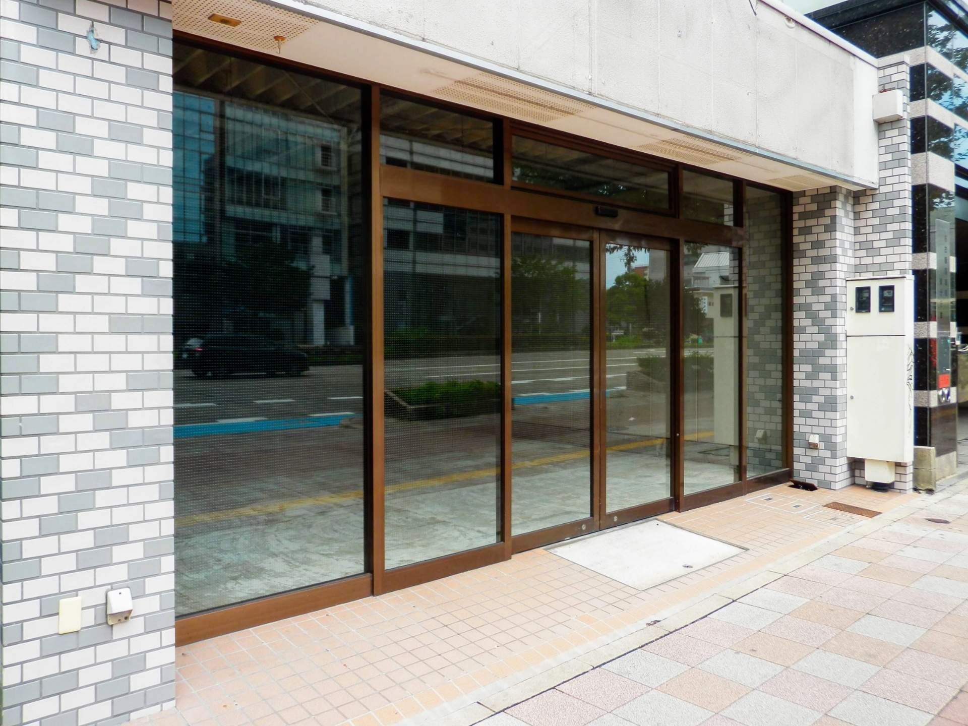 店舗の内装工事から改装まで | 愛知県岡崎市の解体工事ならGReenスマイル